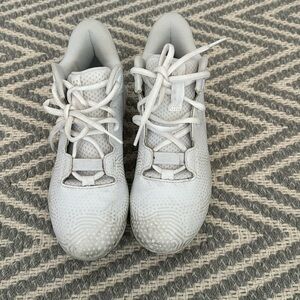 Boys New Balance Freeze 3.0 Lacrosse Cleats - size 4